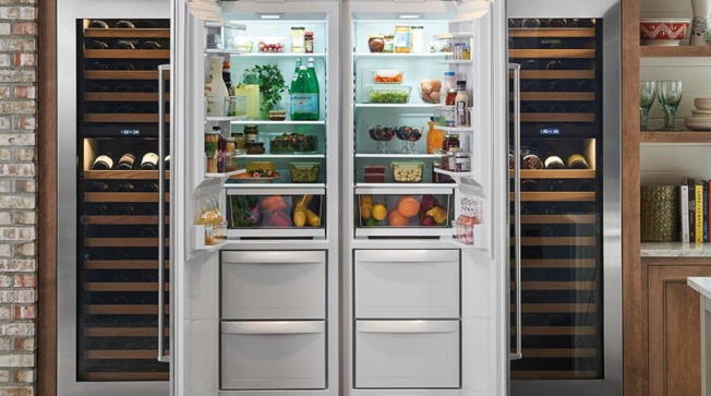 Sub-Zero Refrigerator